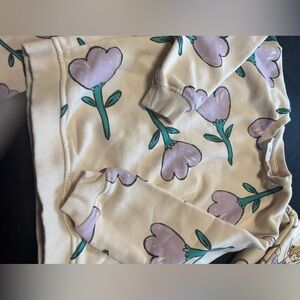 Crew neck with matching leggings